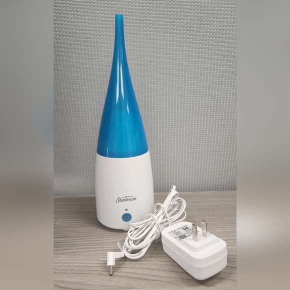 Sunbeam Humidifier For Office or Travel - Picture 4 of 7